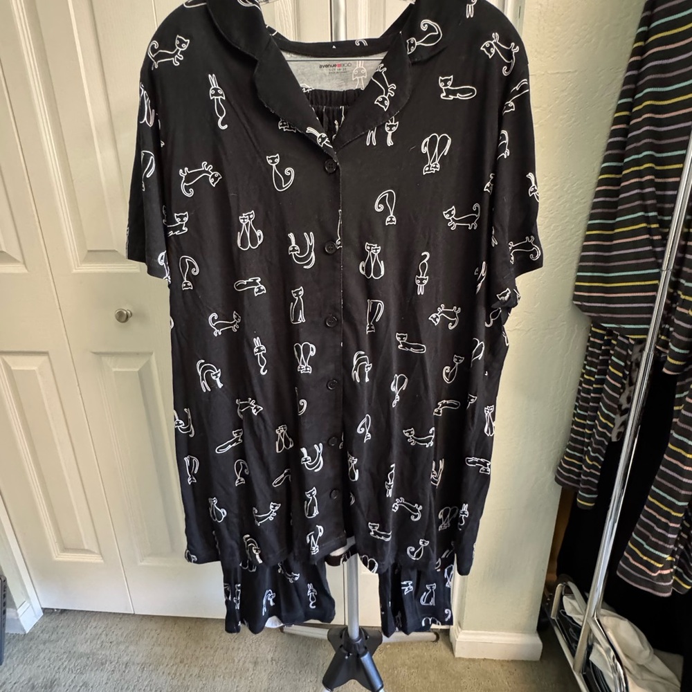 Avenue Black and White Cats Pajamas